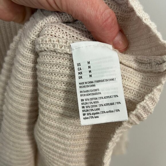 American Eagle Outfitters Cream V-Neck Wool Blend Knit Sweater Size Medium - Picture 5 of 7